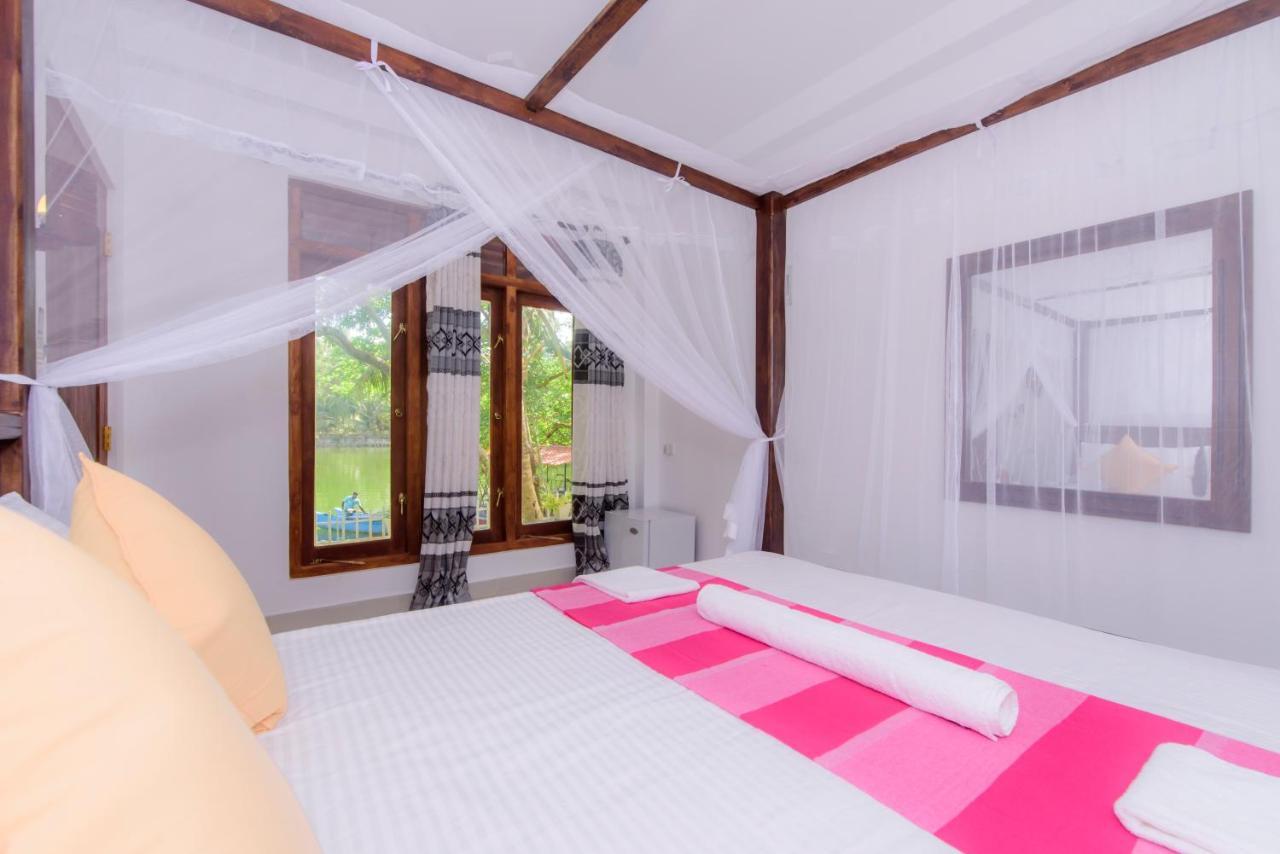 Scenery River Star Hotel Hikkaduwa Exterior photo
