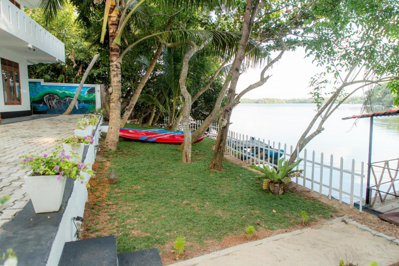 Scenery River Star Hotel Hikkaduwa Exterior photo