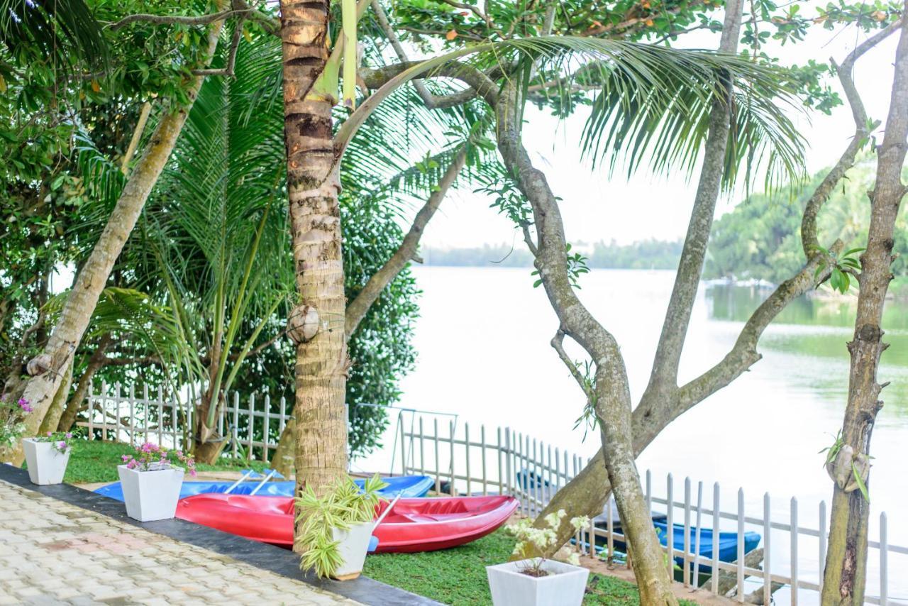 Scenery River Star Hotel Hikkaduwa Exterior photo
