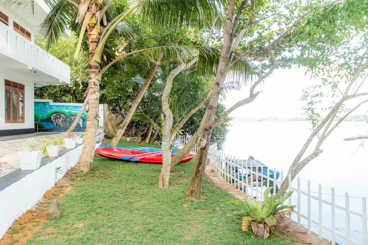 Scenery River Star Hotel Hikkaduwa Exterior photo