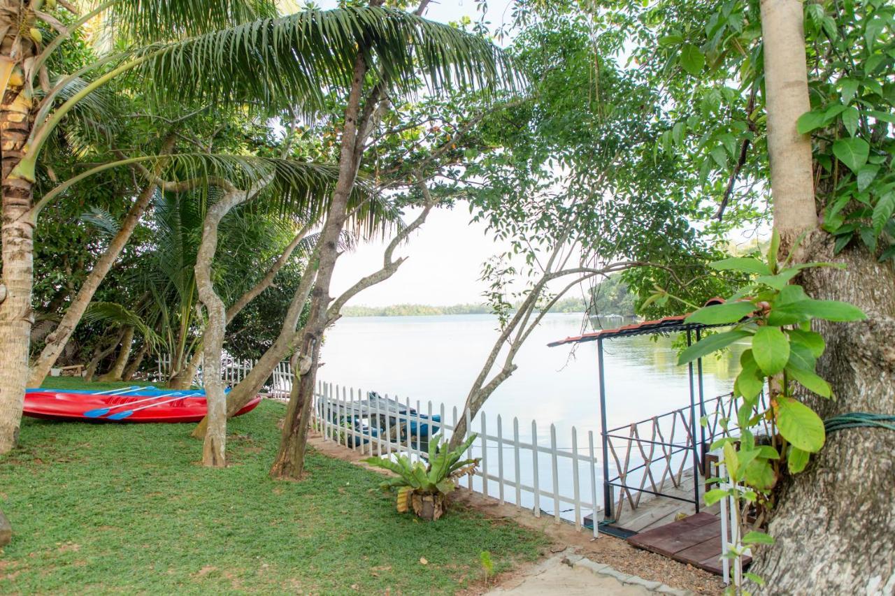 Scenery River Star Hotel Hikkaduwa Exterior photo
